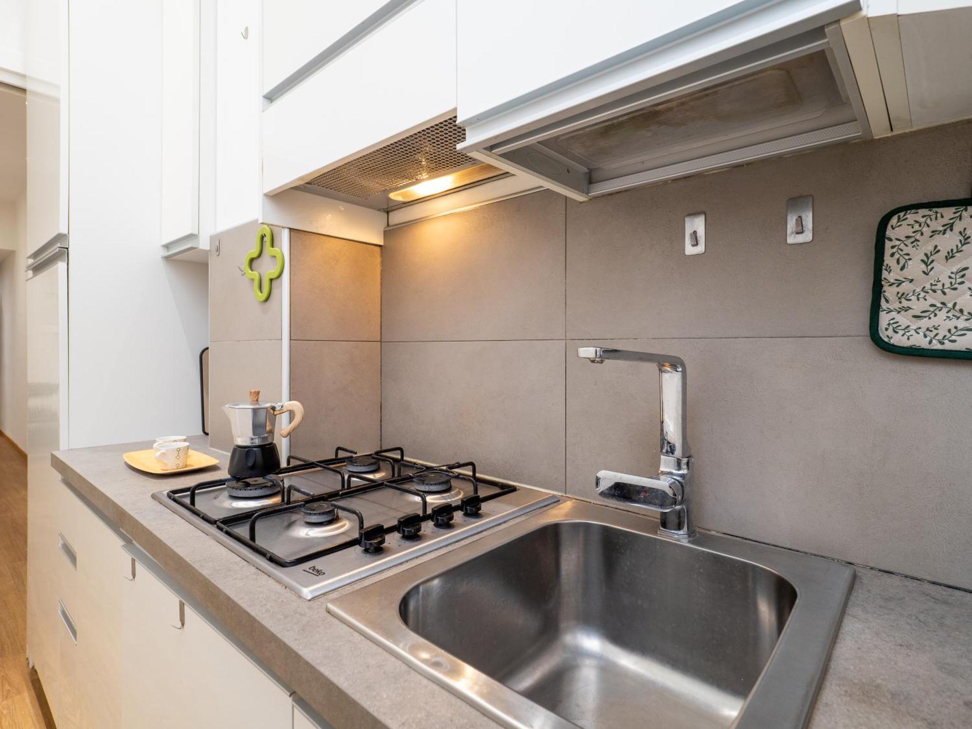 Milano 5 Guests - Modern Apt With Balcony Exterior foto